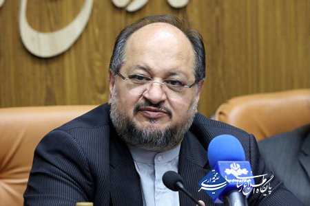 شریعتمداری: بسیاری از جمعیت کشور مالک هیچ خانه و زمینی نیستند