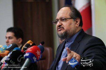 شریعتمداری:۶۰ درصد مردم تاکنون هیچ وامی دریافت نکرده‌اند