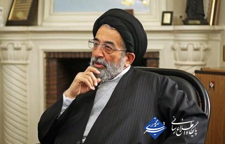 به گزارش مشرق، به خاطر حمایت از روحانی باید از مردم عذرخواهی کنیم